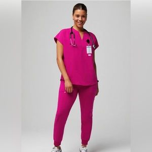 LIMITED EDITION Fabletics Scrubs Set Color Hibiscus